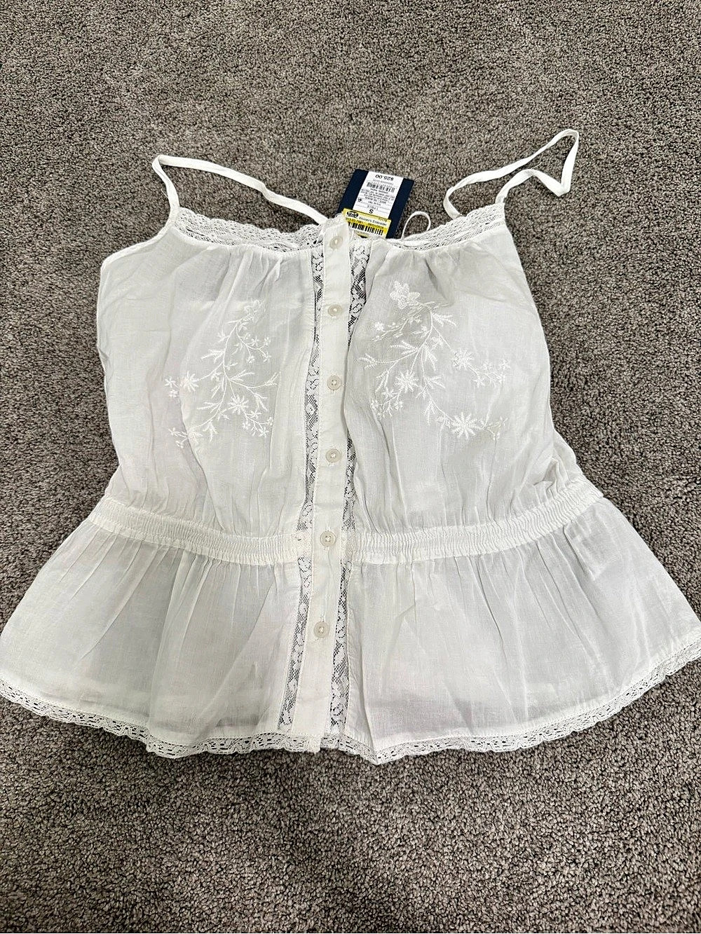 Universal Thread Embroidered Cami White Floral Lace Trim Camisole